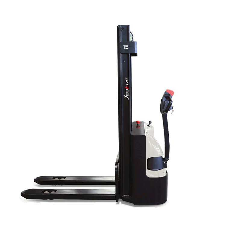 1.5-1.8 Ton(3306.93/3968.32lb) Electric Stacker - Image 4