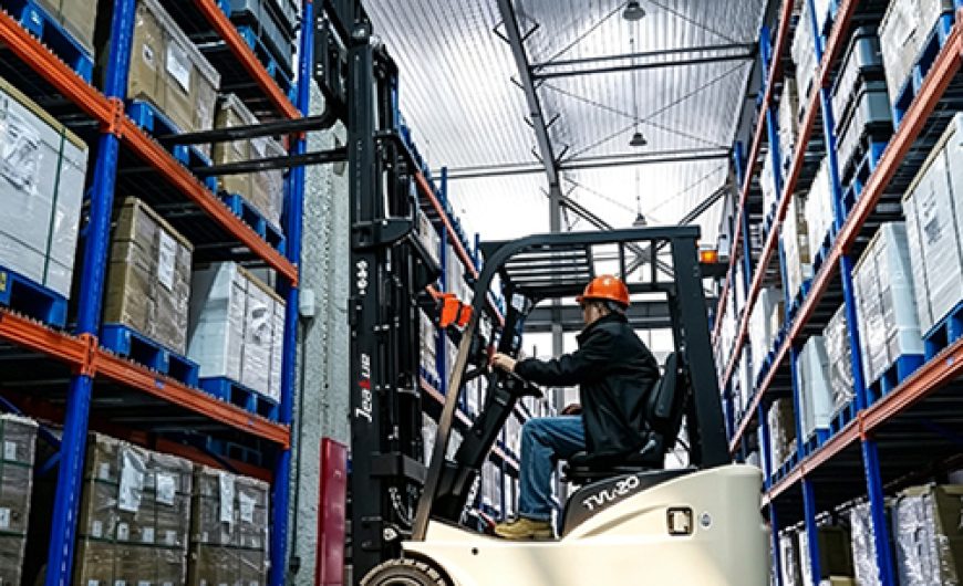 Heavy-Duty Storage: Choosing the Right Racking for Engineering Materials