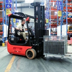 1.6-2 Ton Forklift High-Strength Mast Optimal Driving Visibility