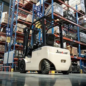 The Crucial Synergy Between Forklift Specifications and Aisle Racking
