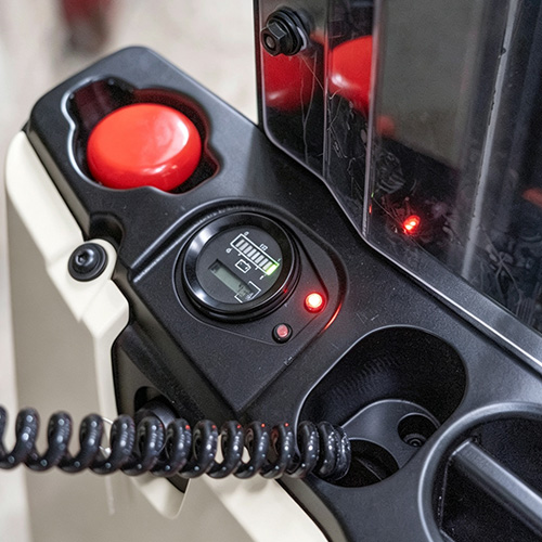 Narrow Aisle Three Wheel Forklift