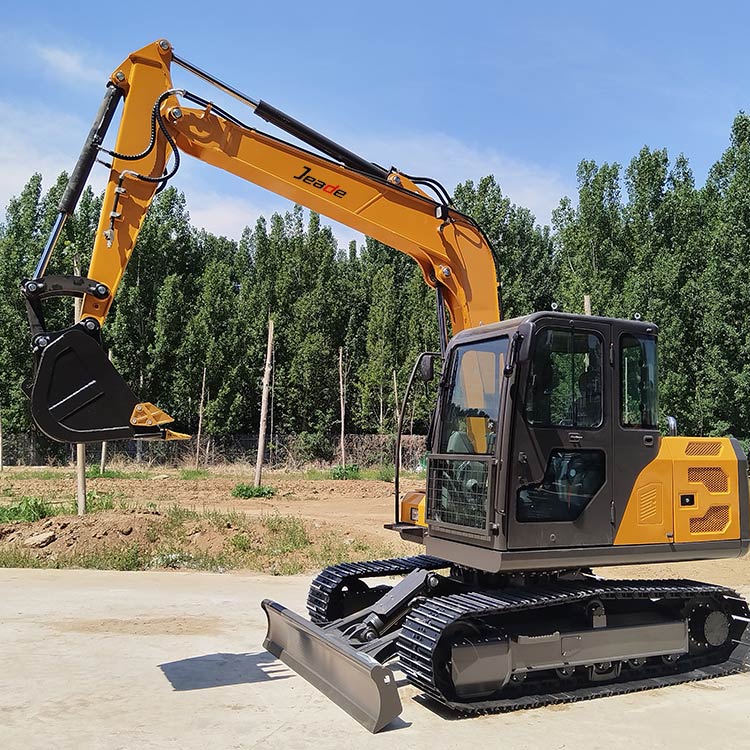 7.5 Ton(16534.65 lb) Diesel Crawler Excavator-JH8075 - Image 4