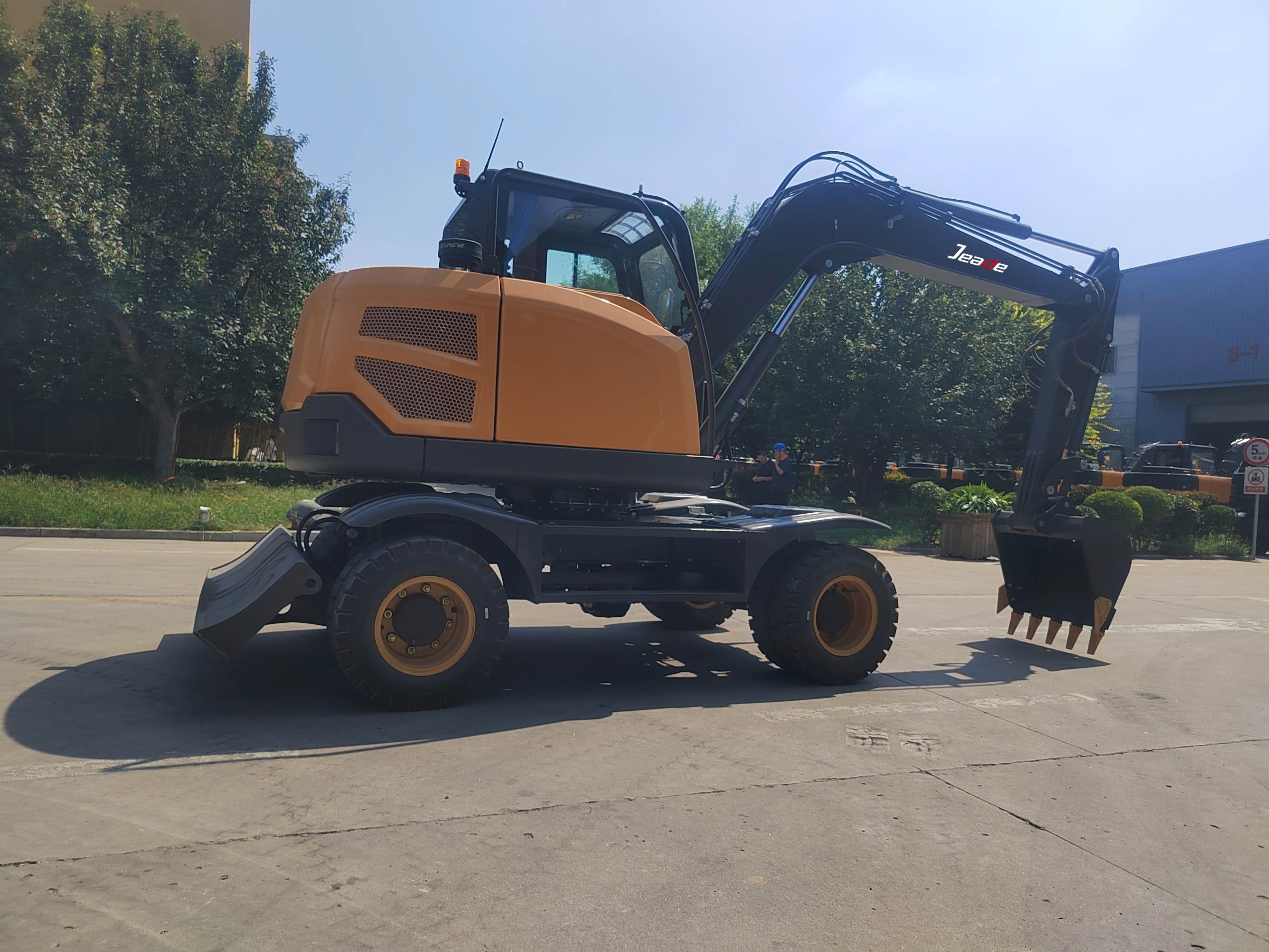 6.5 Ton(14330.03 lb) Diesel Wheel Excavator-JH9065 - Image 5