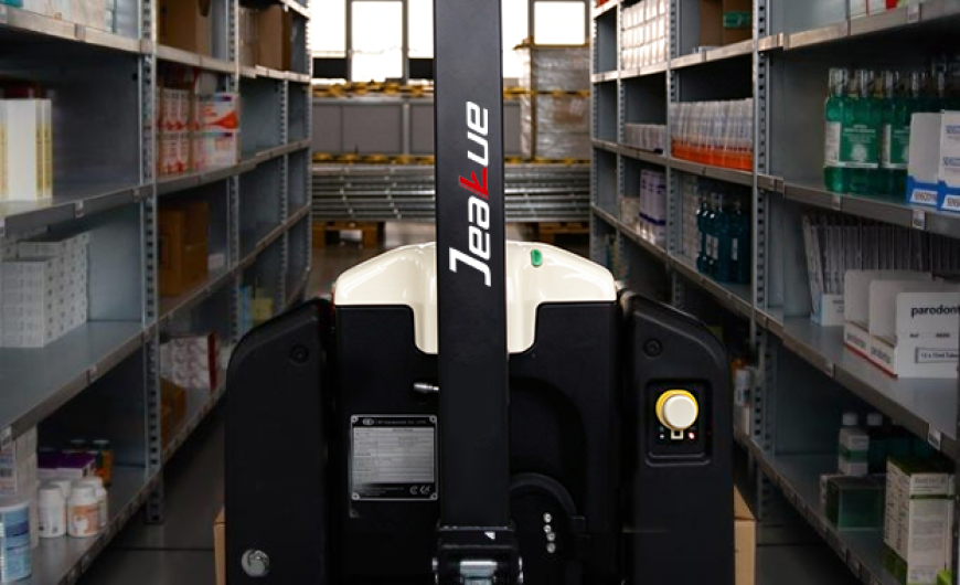 Lithium Battery Three Wheel Electric Forklift: A Comprehensive Overview