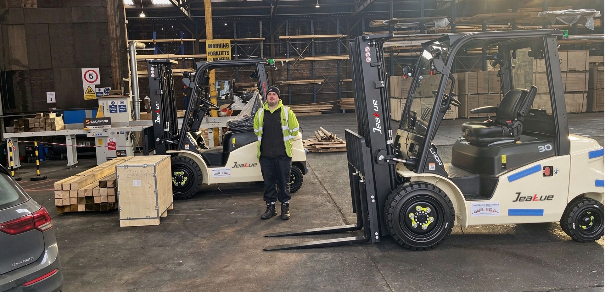 How a Major UK Builder’s Merchant Is Electrifying a 180-Truck Fleet with JK