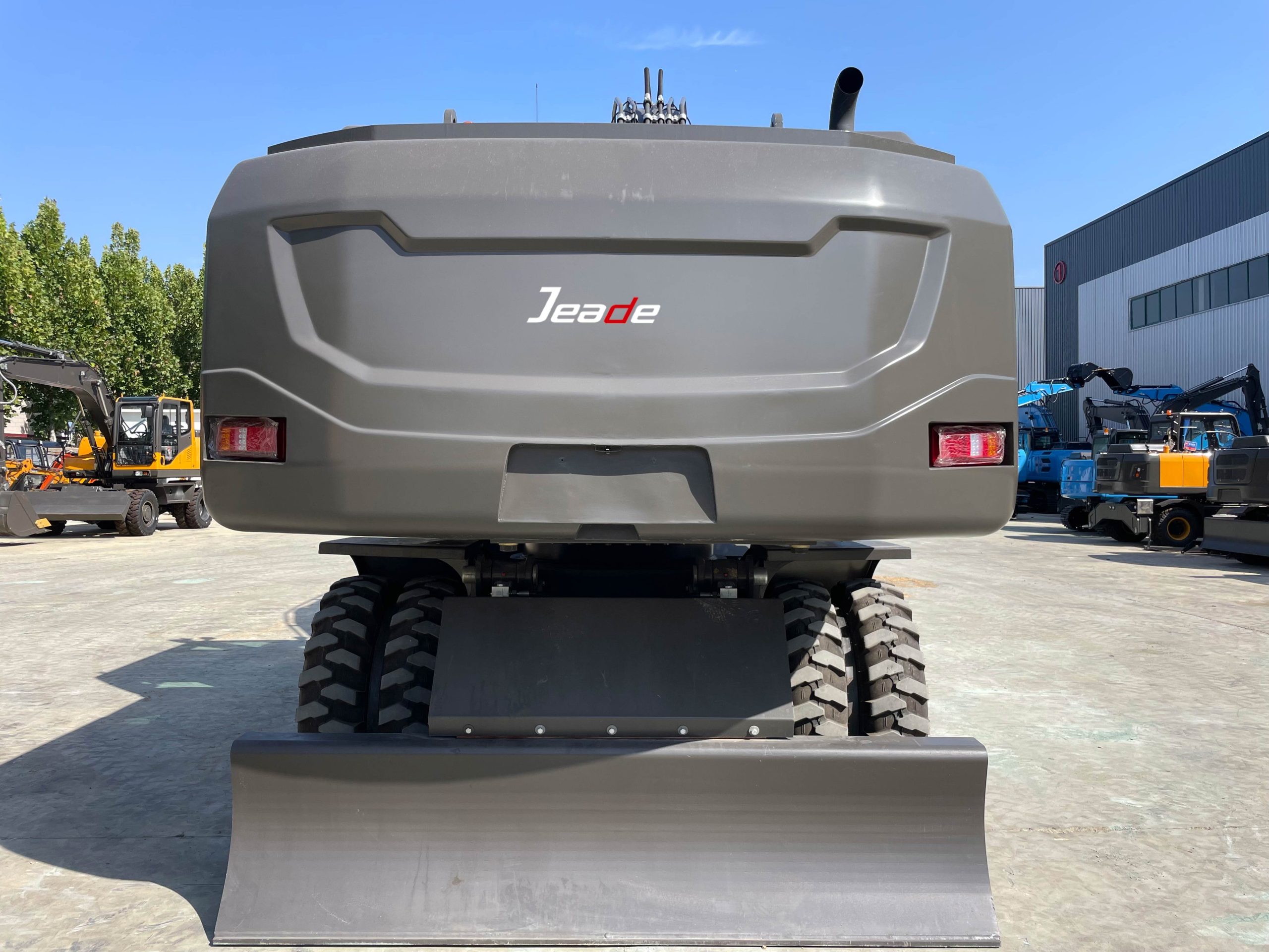 21.5 Ton(47399.39 lb) Diesel Wheel Excavator-JH9215 - Image 12