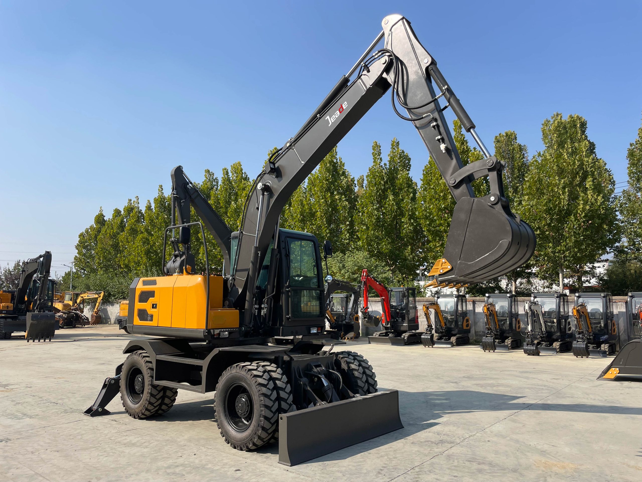 12 Ton(26455.44 lb) Diesel Wheel Excavator-JH9120 - Image 9